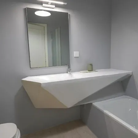 아파트 Stunning Duplex In *