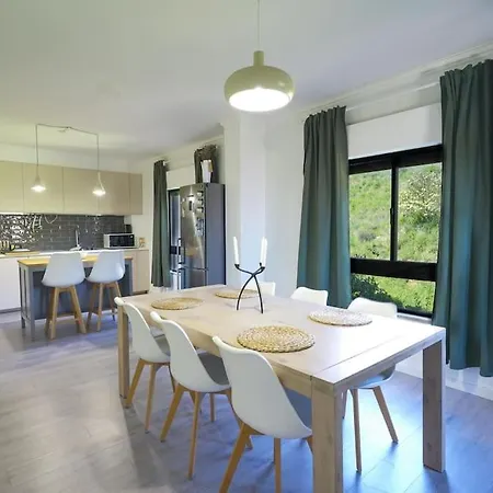 Stunning Duplex In * 아마도라